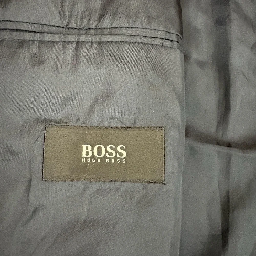 Hugo Boss Blazer Sport Coat Mens 44R Gray Wool Angora Tweed Neiman Marcus USA